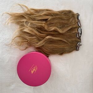 20” seamless Bronde balayage from Luxy Hair extensions